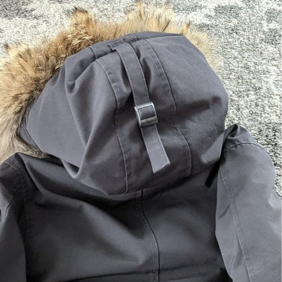 Canada Goose Trillium Parka - Picture 8 of 16